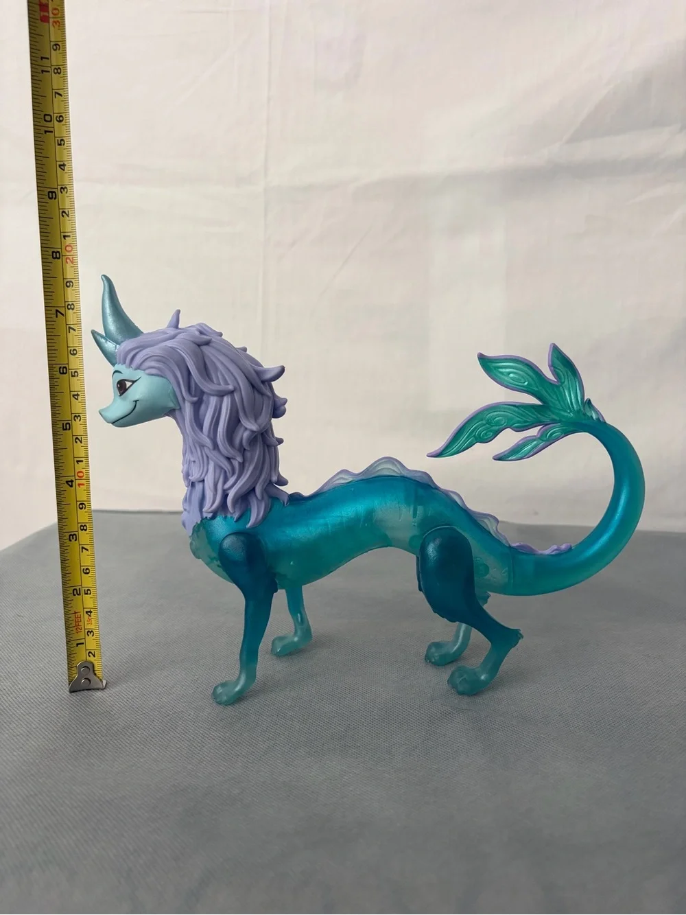 Disney Raya Last Dragon Sisu Figures Pair Excellent (F290)